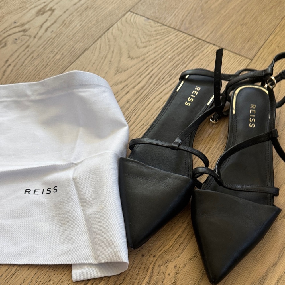 Reiss Black Pointed Toe Heels